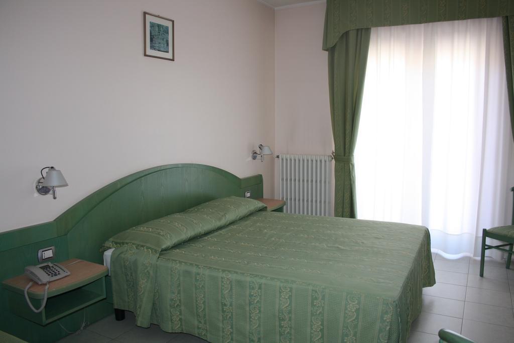 Hotel Grillo Nuoro  Rom bilde